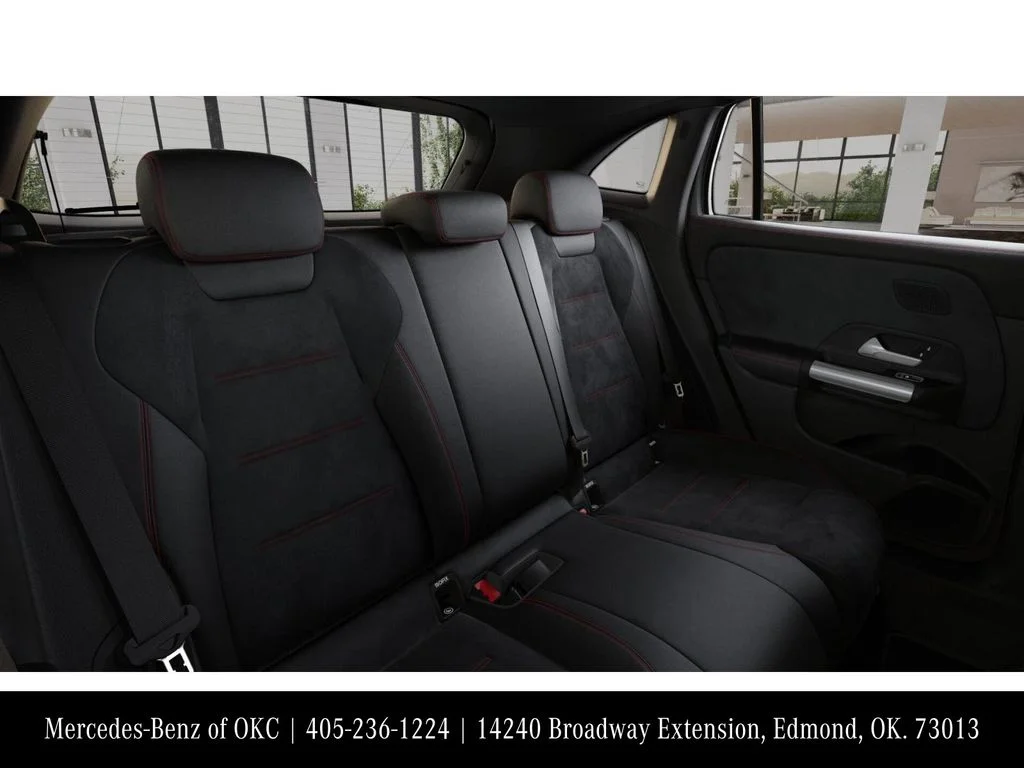 Used 2026 Gray Mercedes-Benz GLA 250 image 5