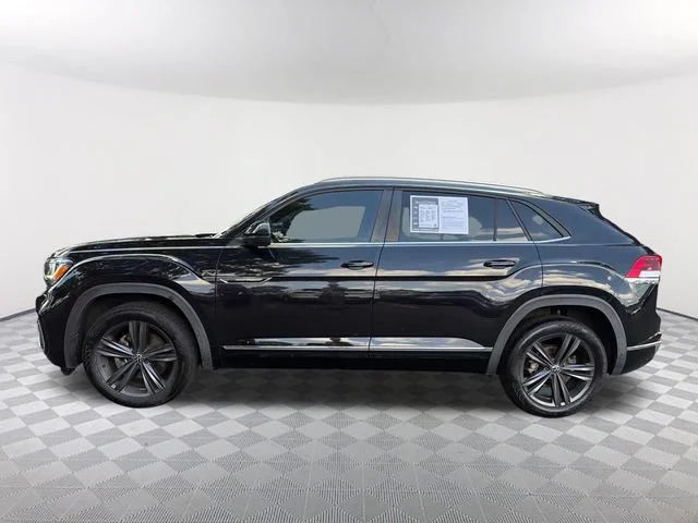 Used 2021 Black Volkswagen 3.6L V6 SE w/Technology R-Line image 8