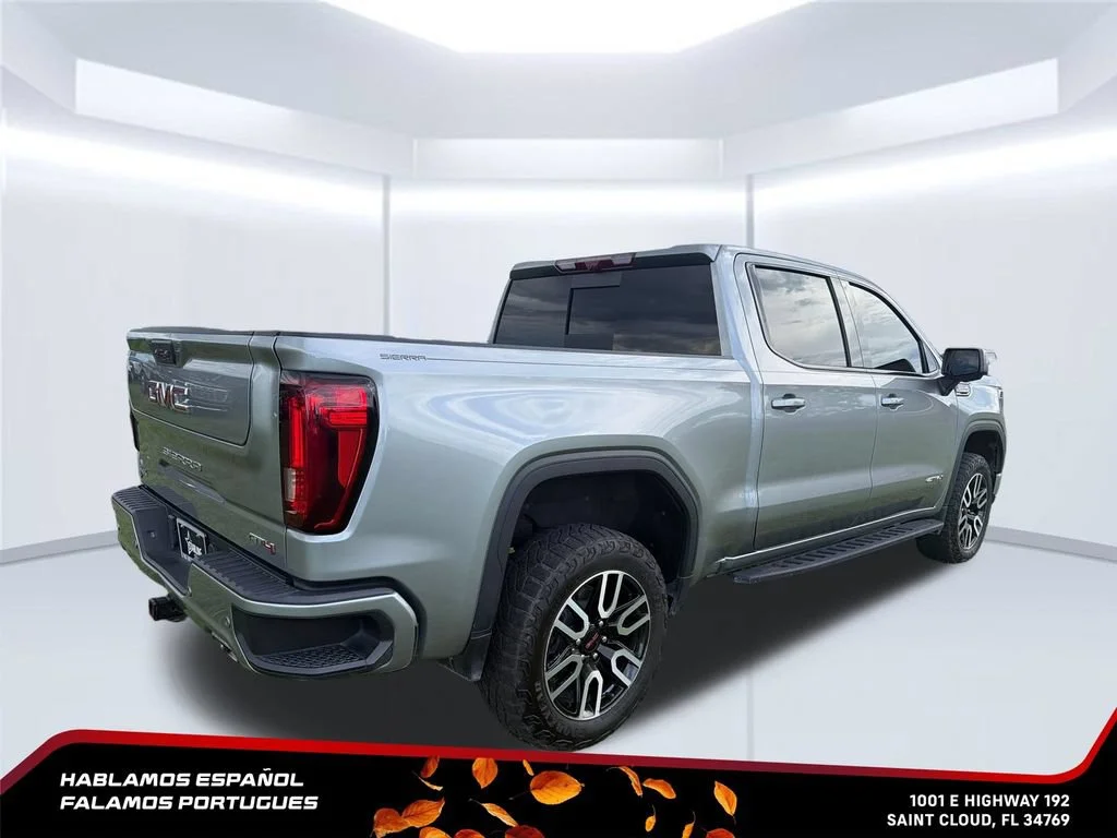 Used 2024 Sterling Metallic GMC AT4 image 5