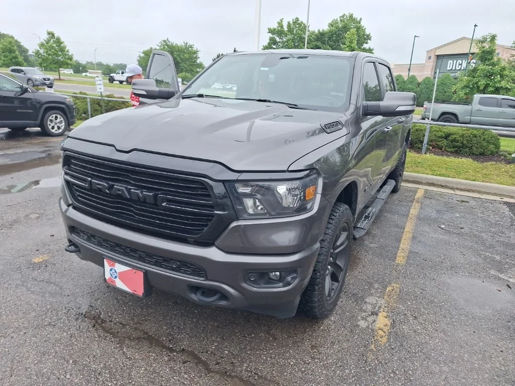 2020 RAM 1500 Big Horn/Lone Star 4x4 Crew Cab 5'7's photo