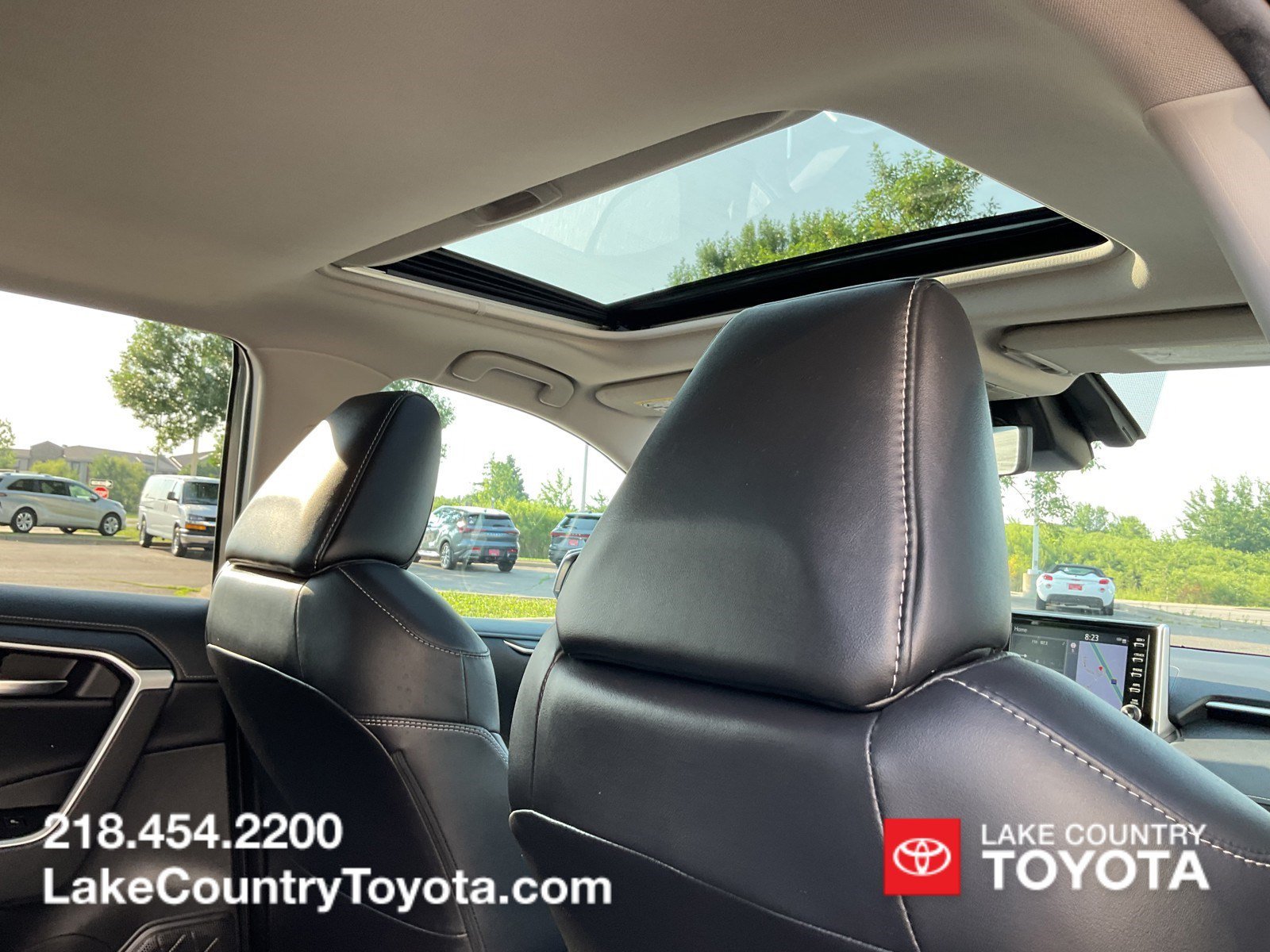 2021 Toyota RAV4 Limited - Photo 17