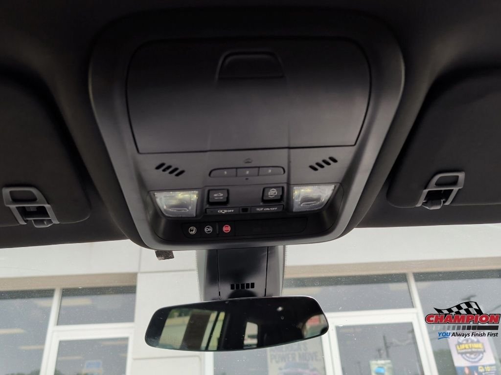 Used 2023 Black Cadillac Luxury image 21