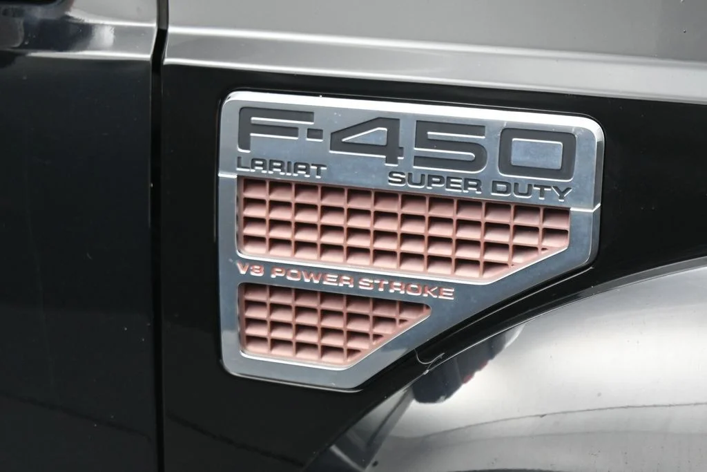 Used 2010  Ford  image 21