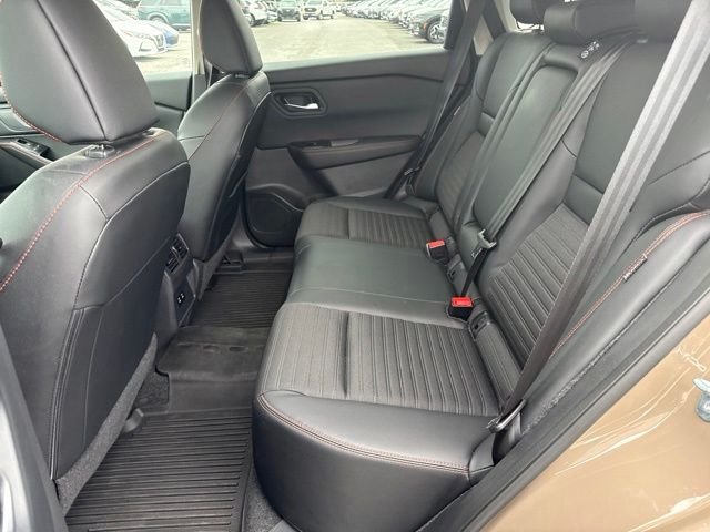 Used 2025 Beige/tan Nissan Rock Creek image 20
