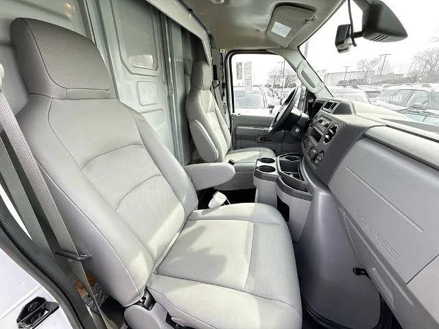 New 2026 Oxford White Ford E-450 DRW image 50