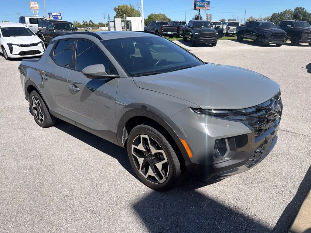 Used 2024 Gray Hyundai Limited image 4
