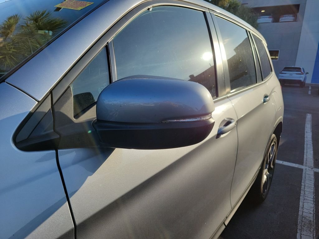 Certified Used 2023 Lunar Silver Metallic Honda AWD EX-L image 6