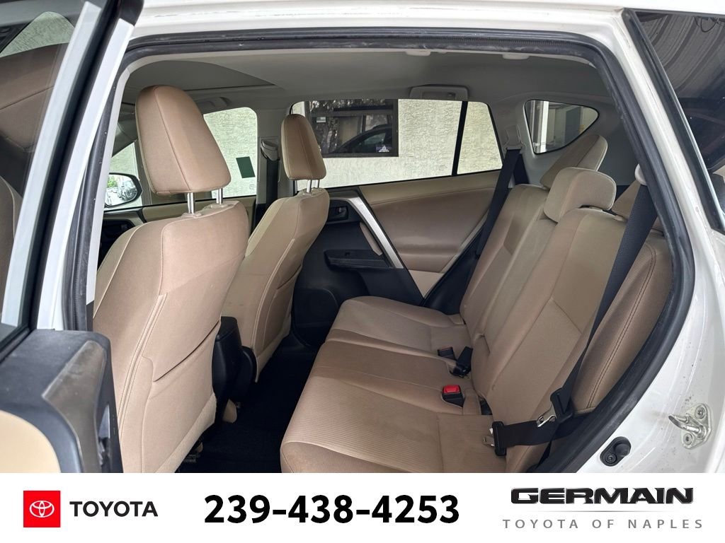 Used 2013 White Toyota XLE image 13