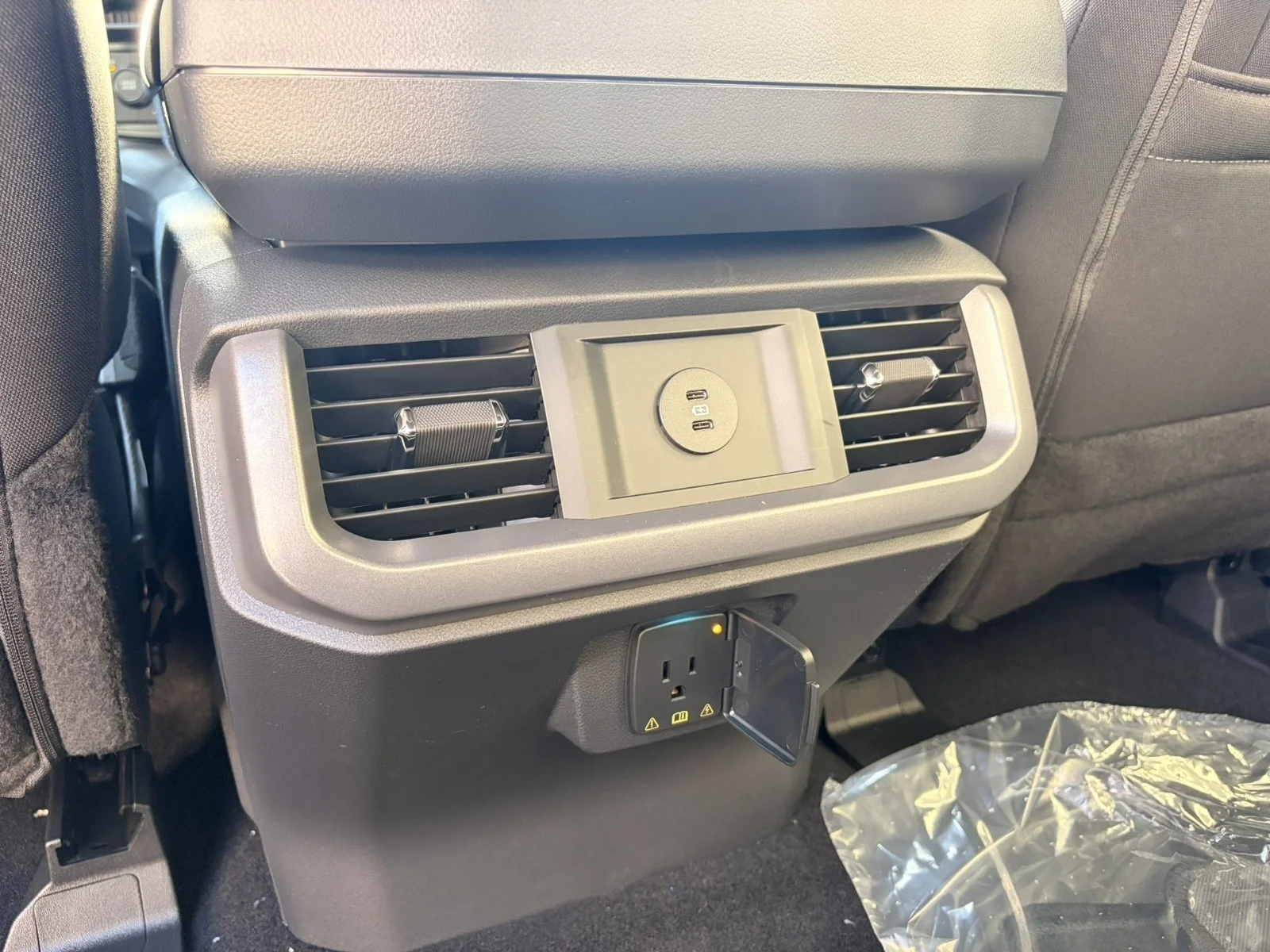 New 2026 Oxford White Ford XLT image 26