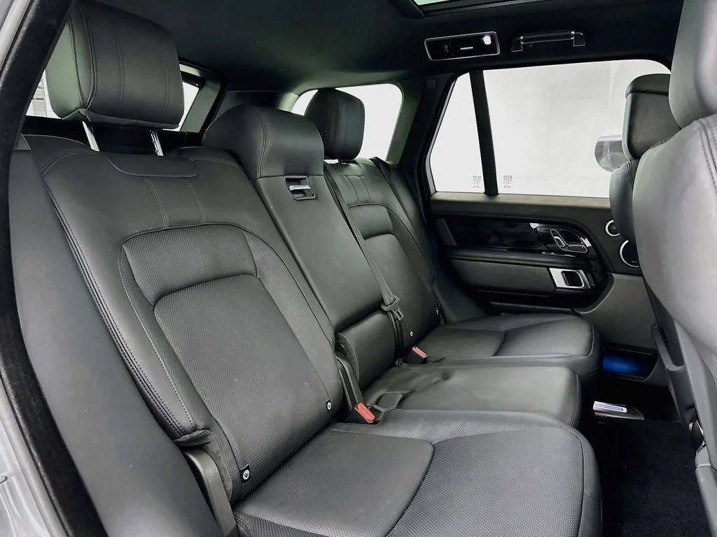 Used 2021 Gray Land Rover P525 Westminster image 28