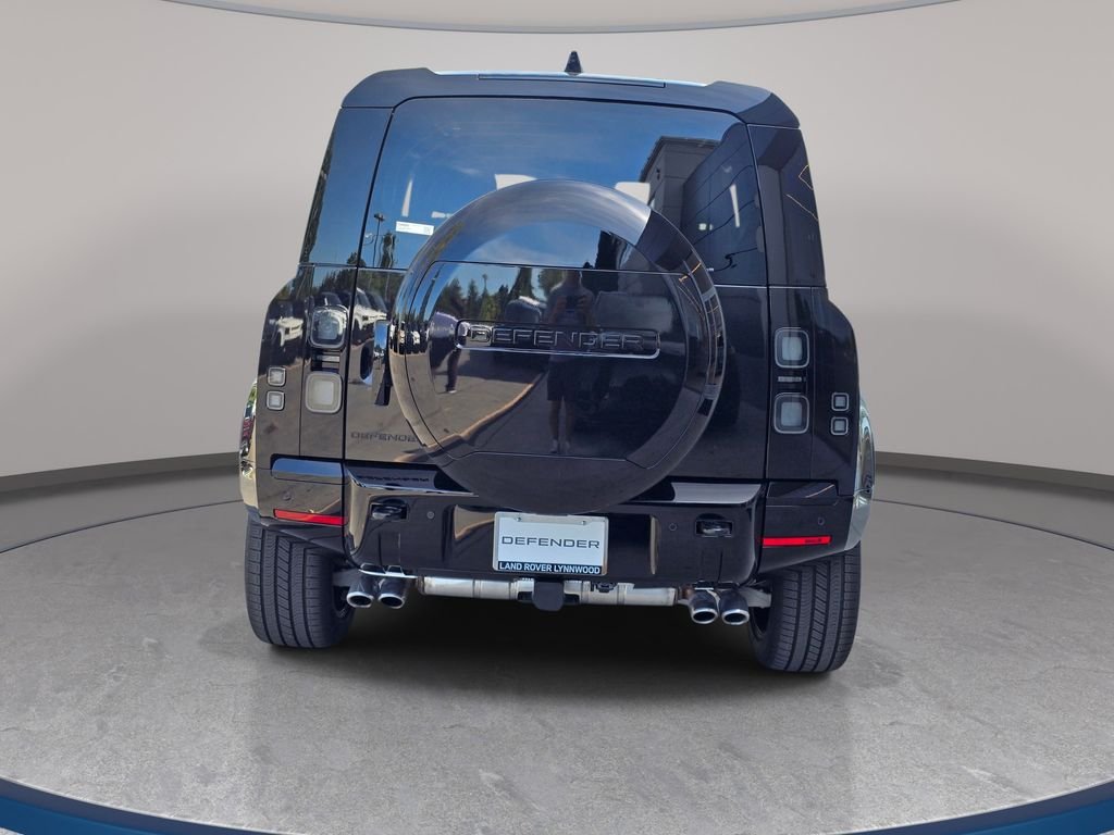 New 2026 Santorini Black LAND ROVER V8 image 6