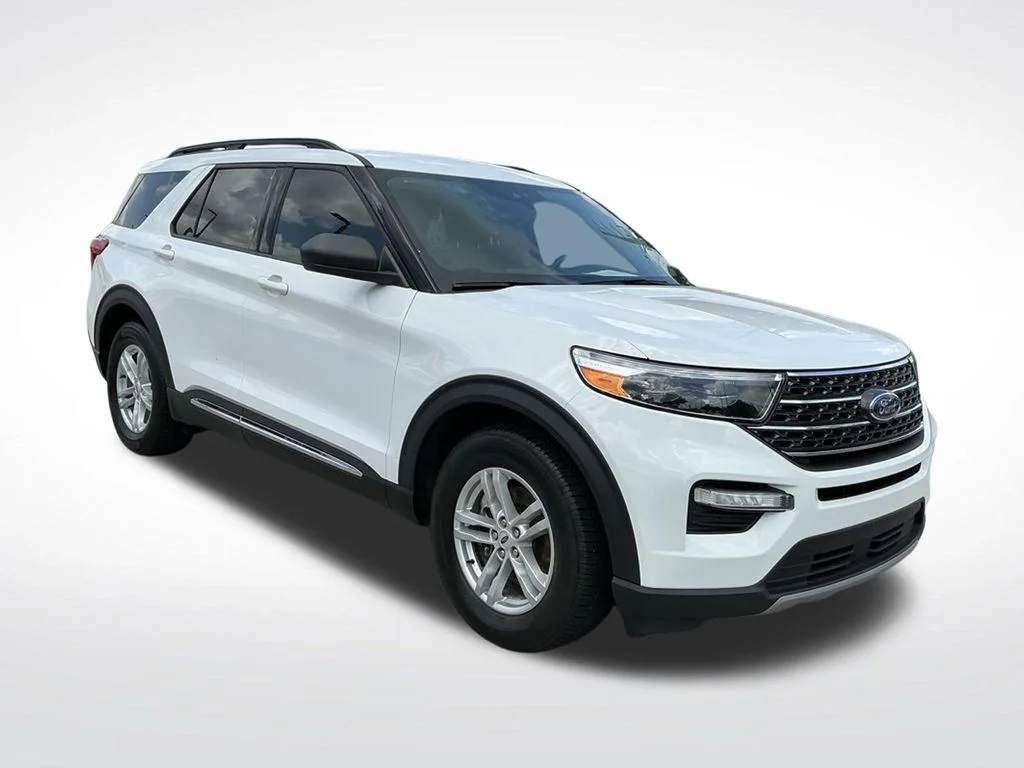 Used 2023 White Ford XLT image 10