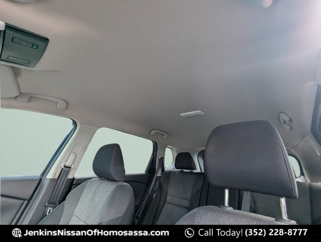 Used 2025 Blue Nissan SV image 32