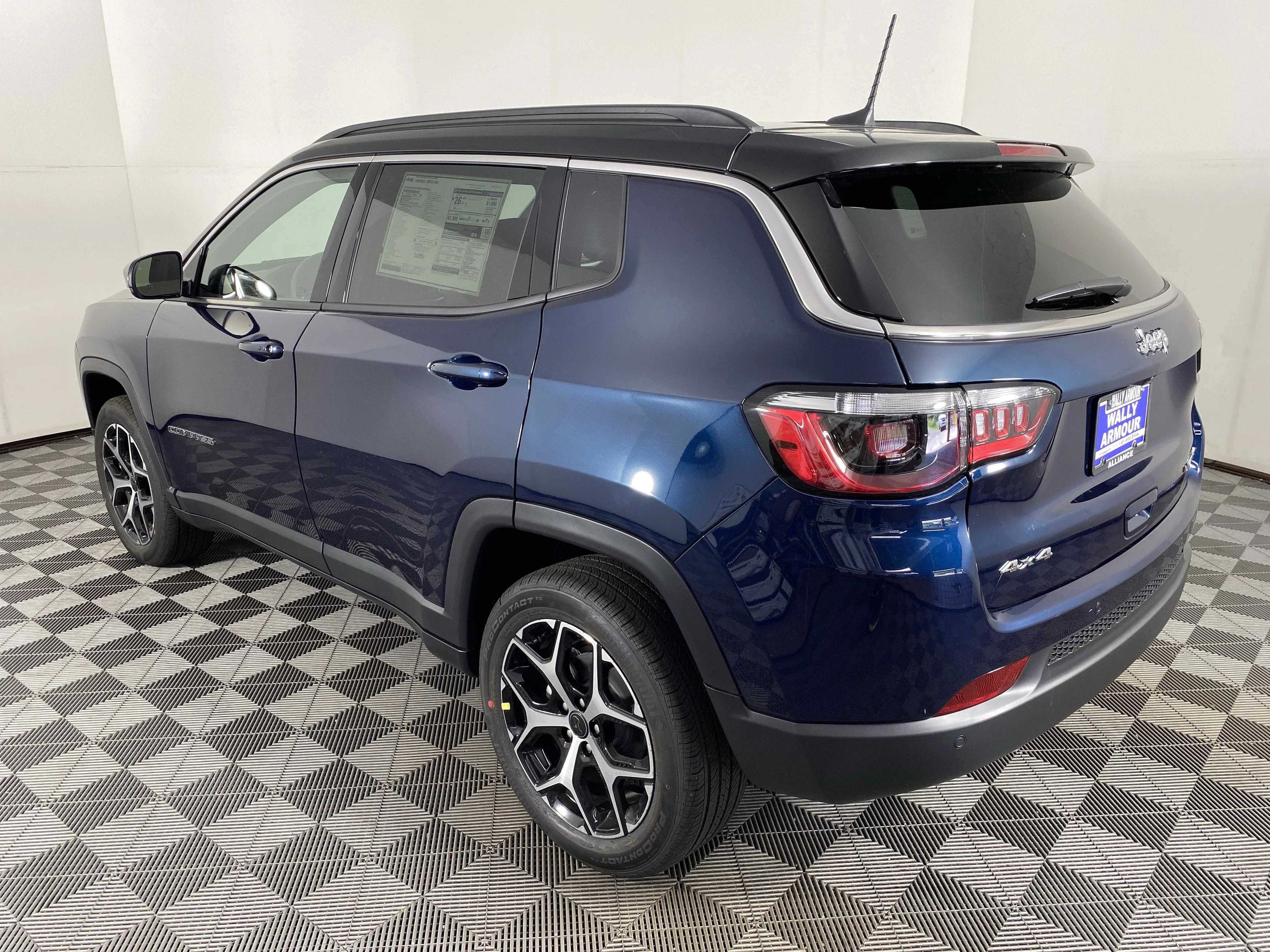 New 2026 Fathom Blue Pearl-Coat Exterior Paint Jeep Limited image 8