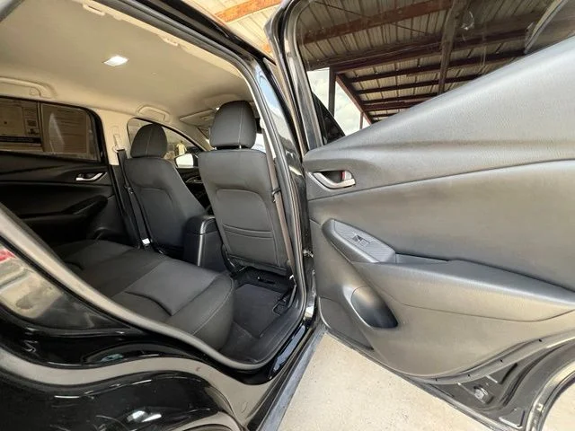 Used 2020 Black Mazda Sport image 25