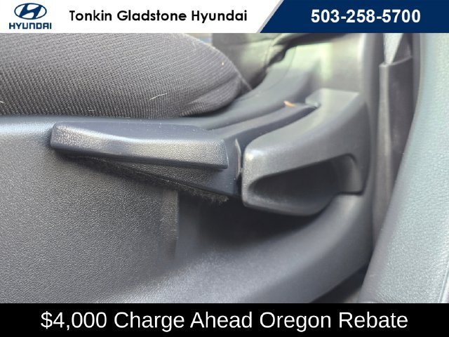 2025 Nissan Leaf S - Photo 24