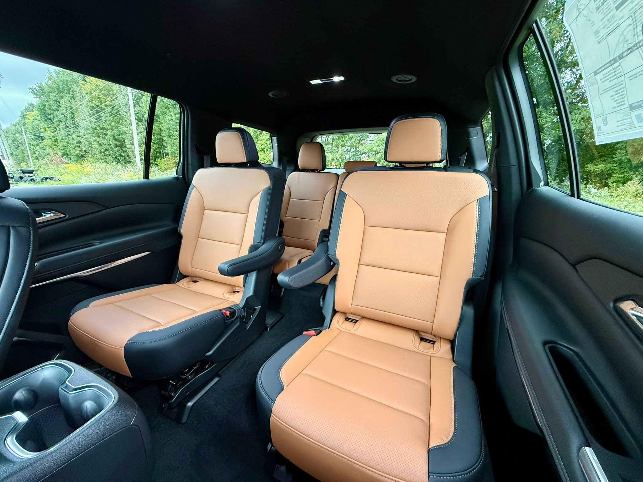 2027 Chevrolet Traverse Z71 - Photo 24