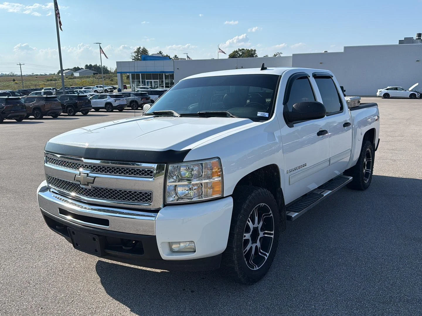 Used 2009 Chevrolet Silverado 1500 1LT with VIN 3GCEK23399G215208 for sale in Salem, IN