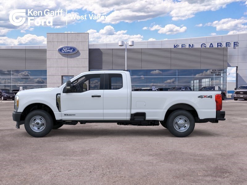 New 2026 Oxford White Ford XL image 3