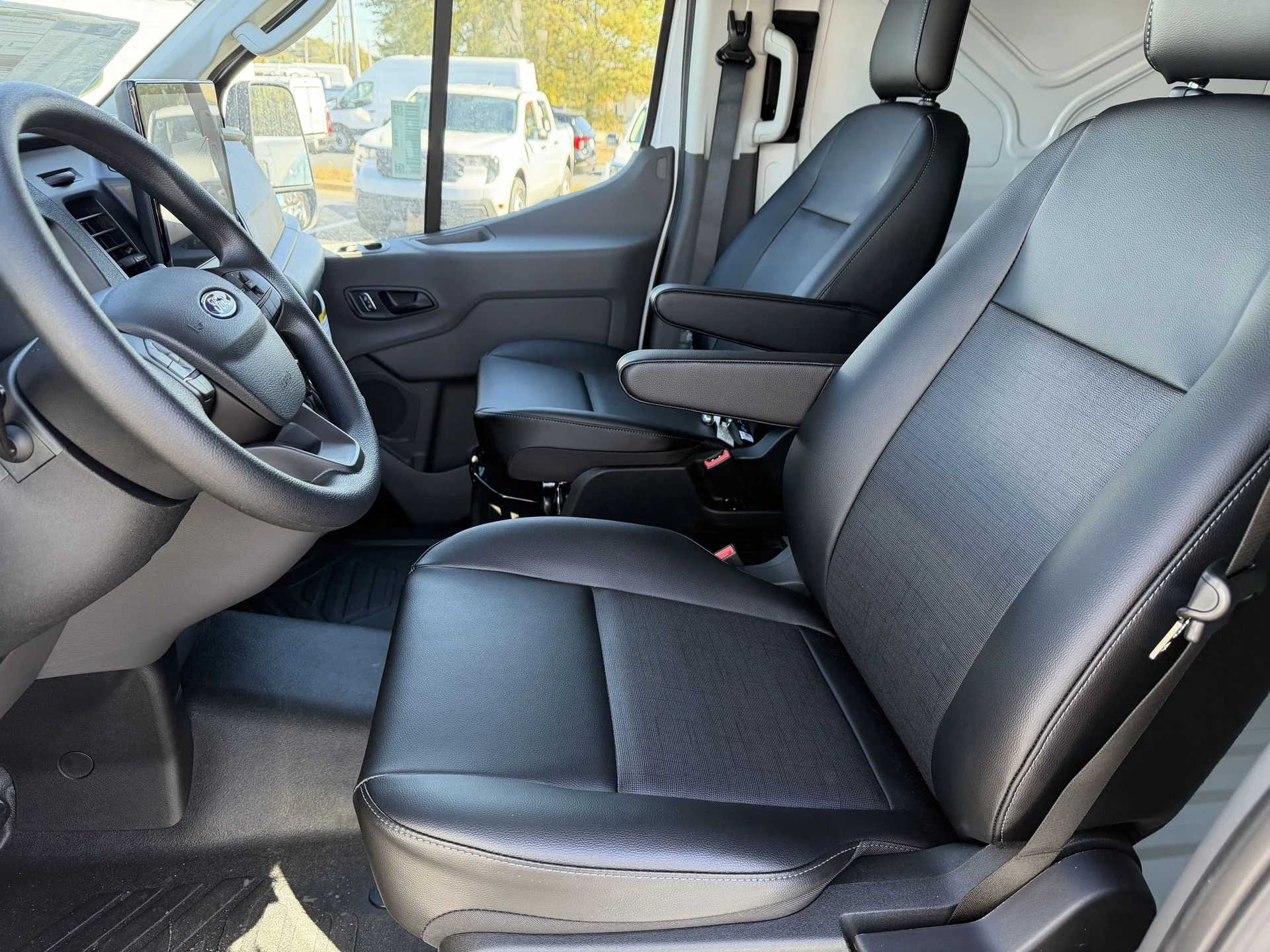 New 2026 Oxford White Ford Cargo Van image 20