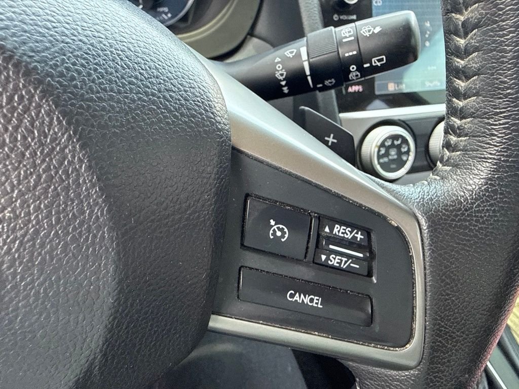 Used 2015 Silver Subaru 2.0i Limited image 22