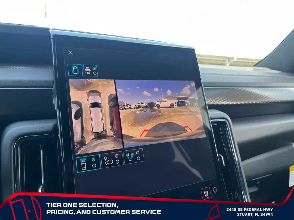 New 2026 Summit White GMC AT4 image 33