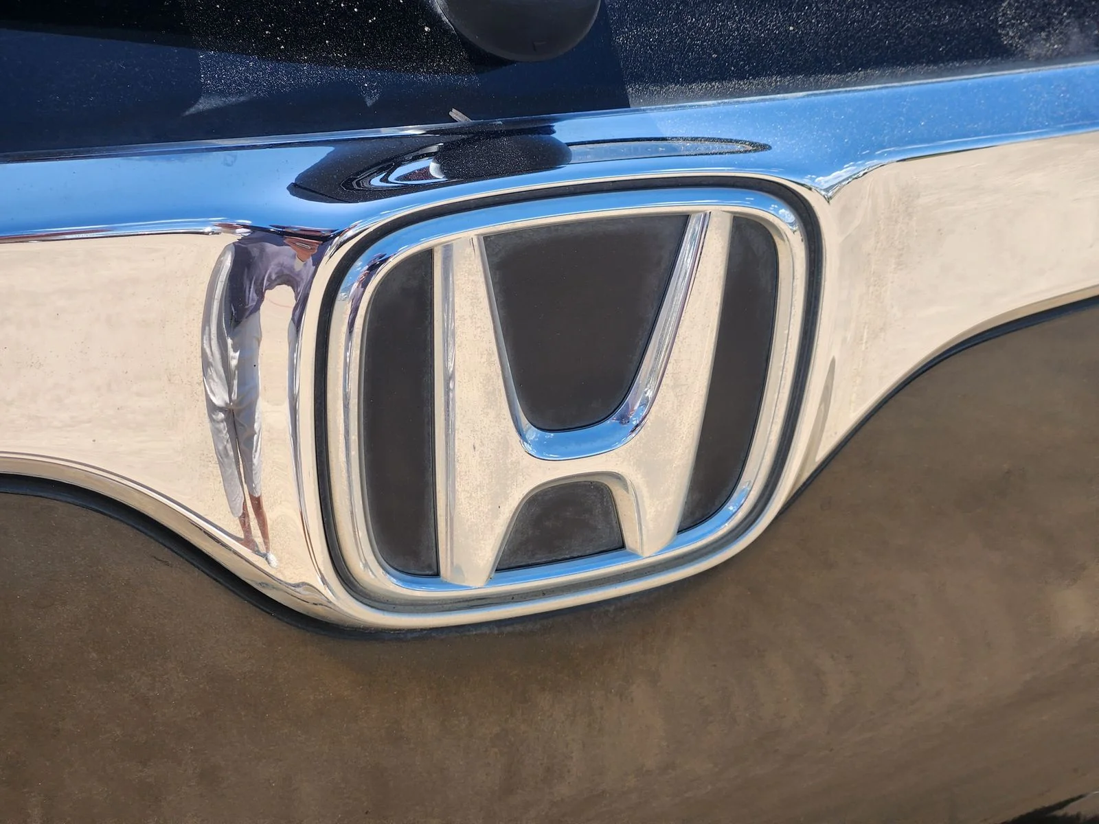 Used 2017 Gray Honda EX-L image 11