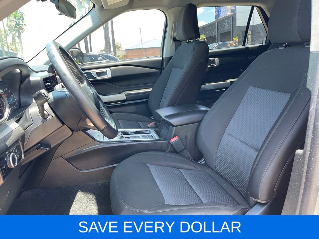 Used 2024 Silver Ford XLT image 12