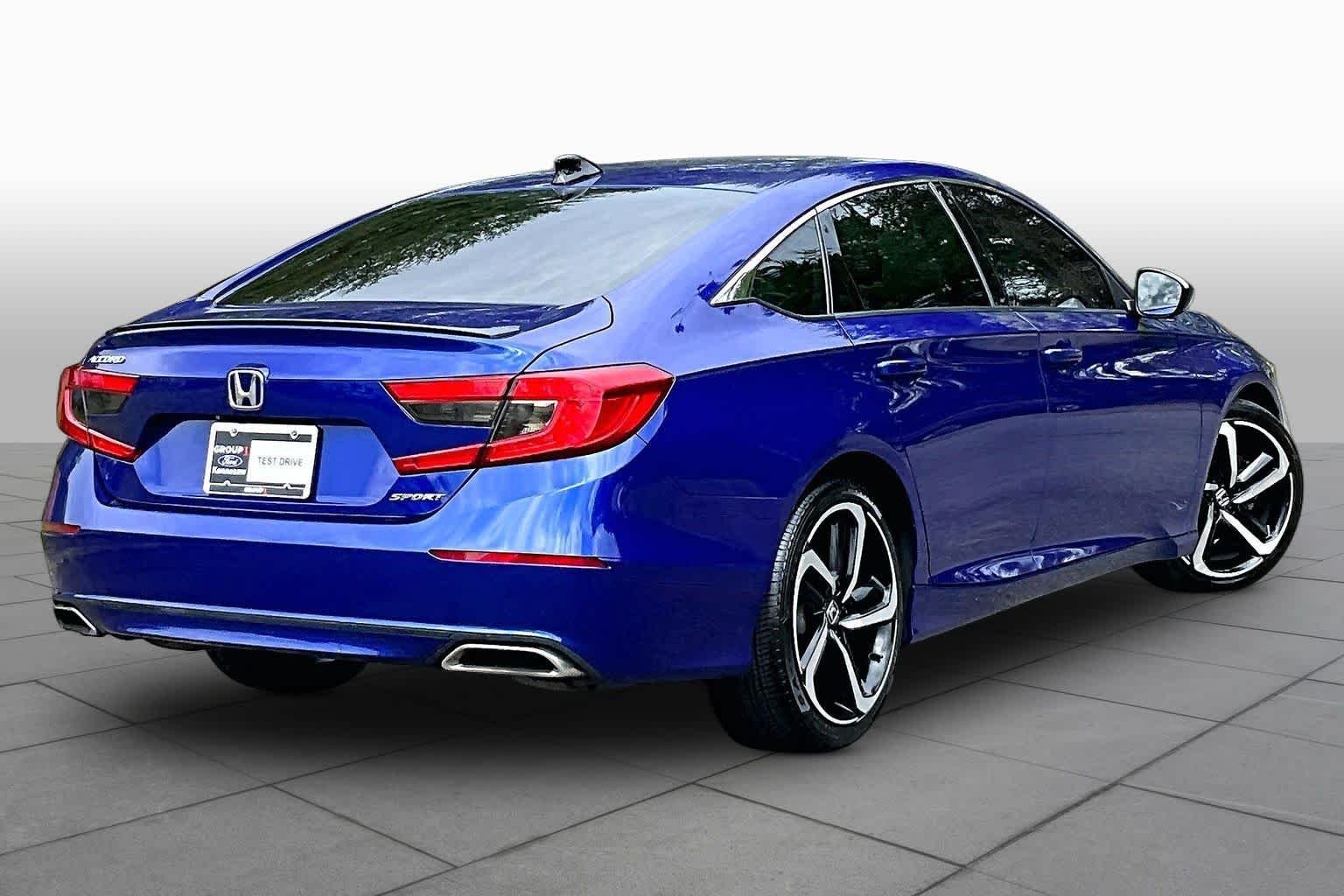 Certified Used 2021 Still Night Pearl Honda Sport image 13