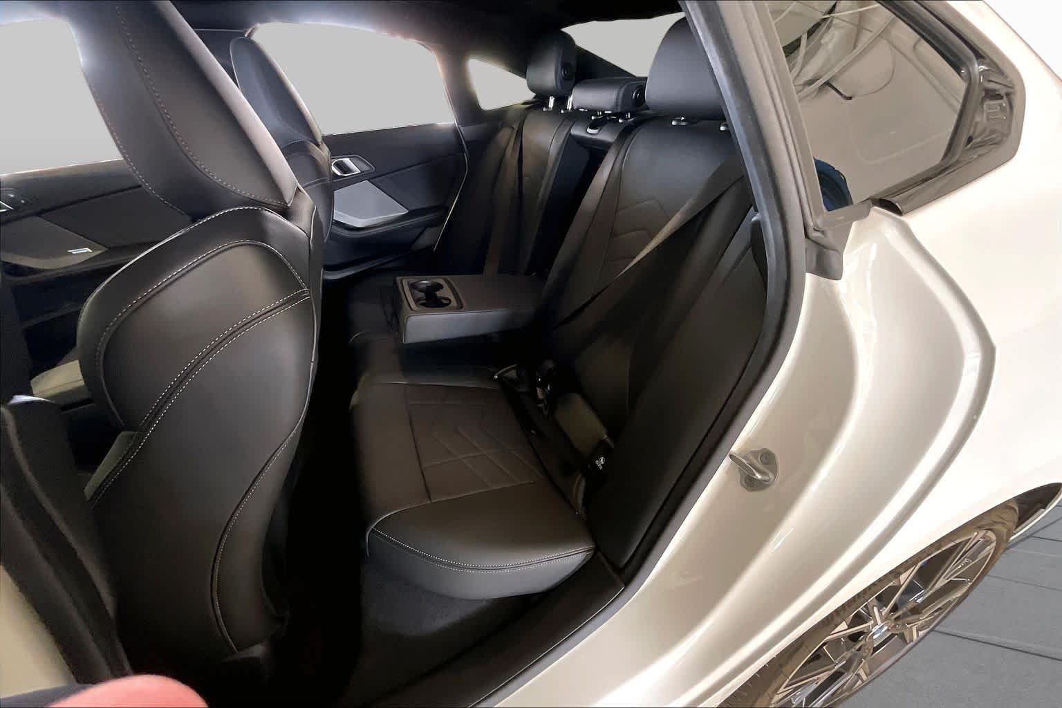2025 BMW 2 Series M235 - Photo 18