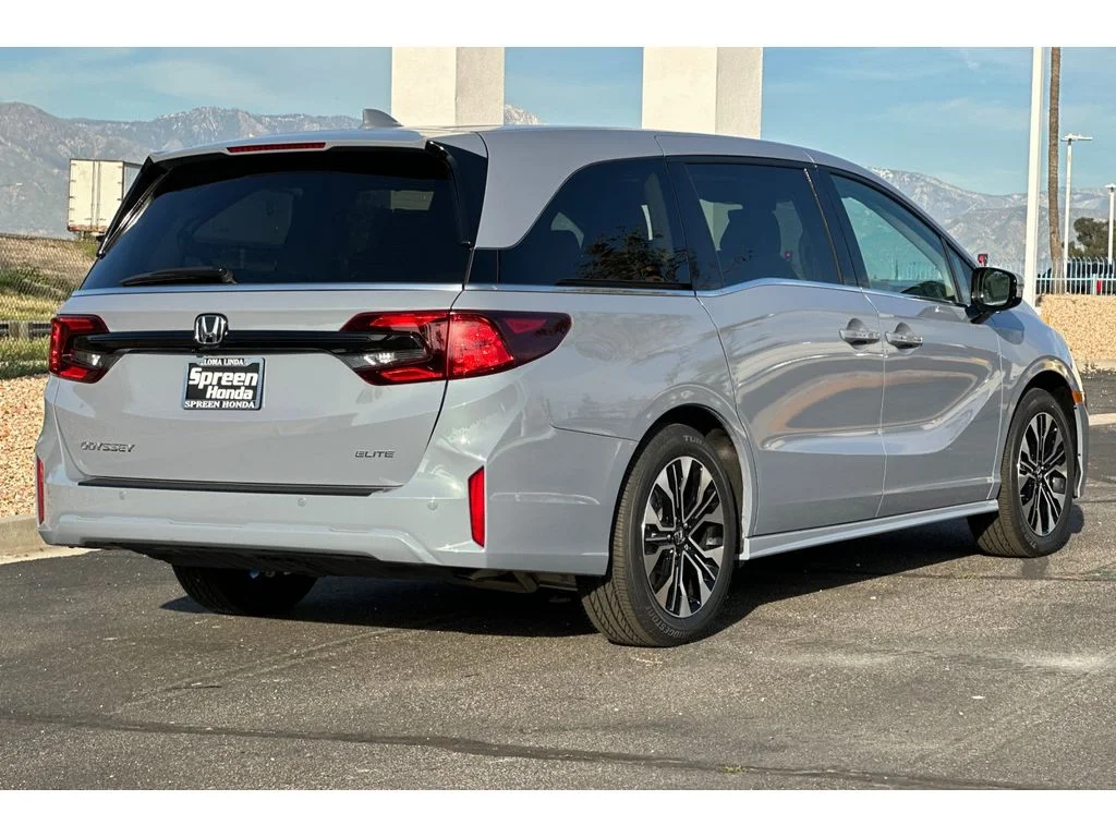 New 2026 Sonic Gray Pearl Honda Elite image 4