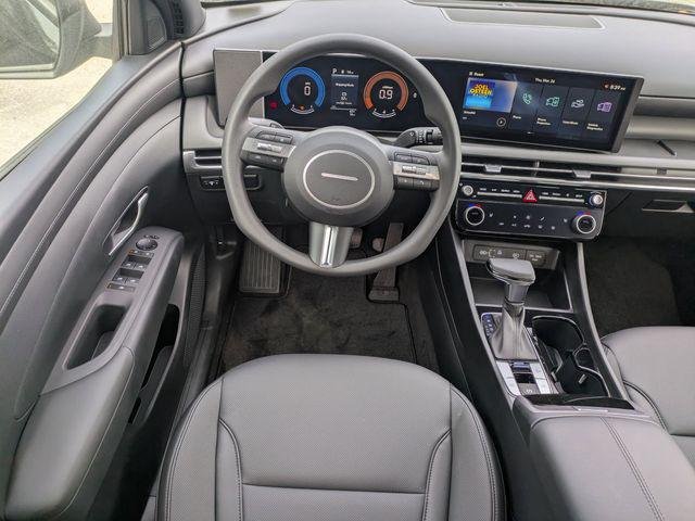 New 2026 Black Hyundai SEL FWD image 17