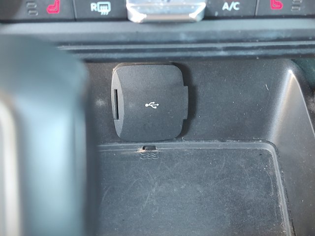 Used 2021 Red Ford Badlands image 18