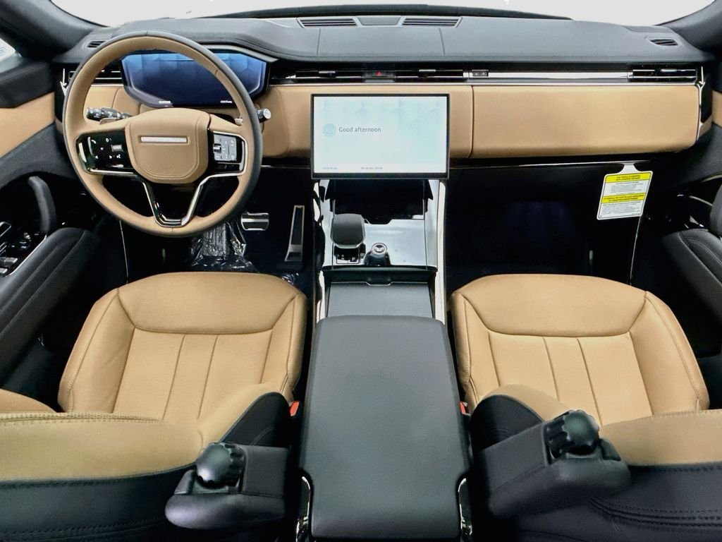 New 2026 Santorini Black Land Rover Dynamic SE image 14