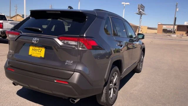 Used 2025 Gray Toyota XLE Premium image 9