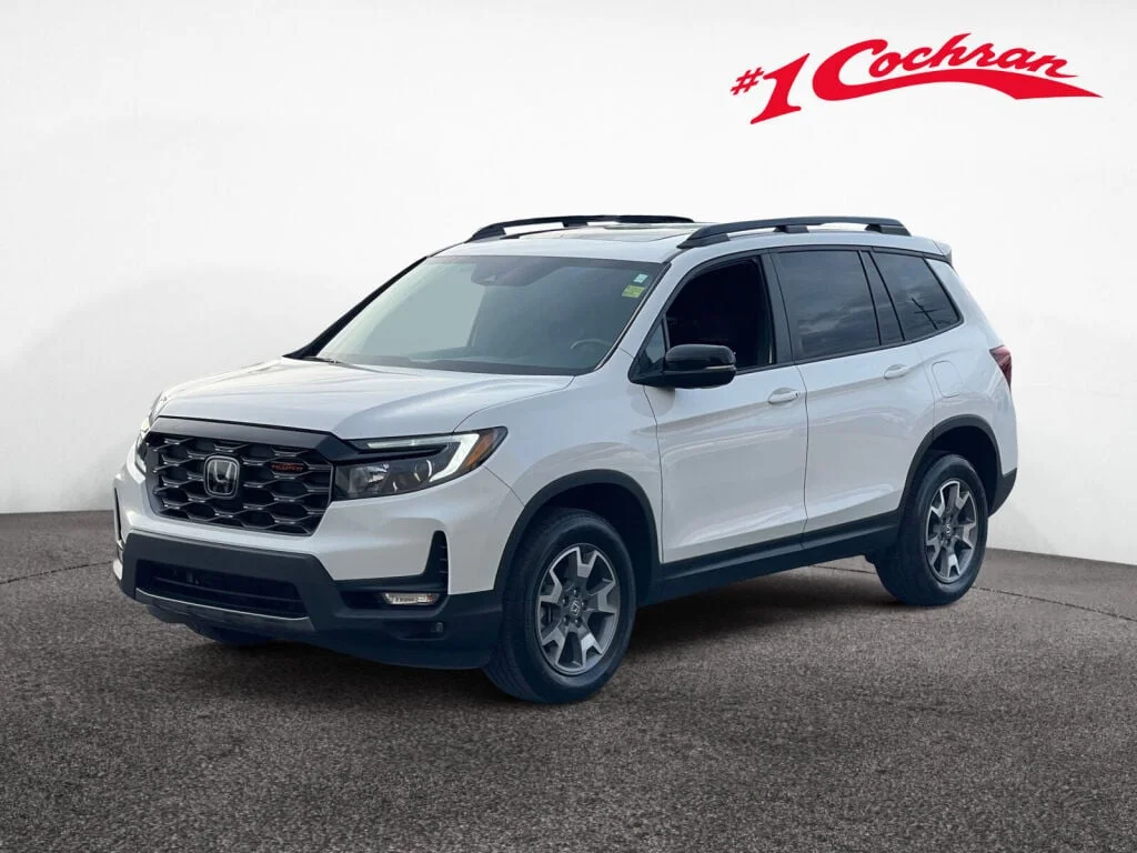 Certified Used 2023 Platinum White Pearl Honda TrailSport image 35