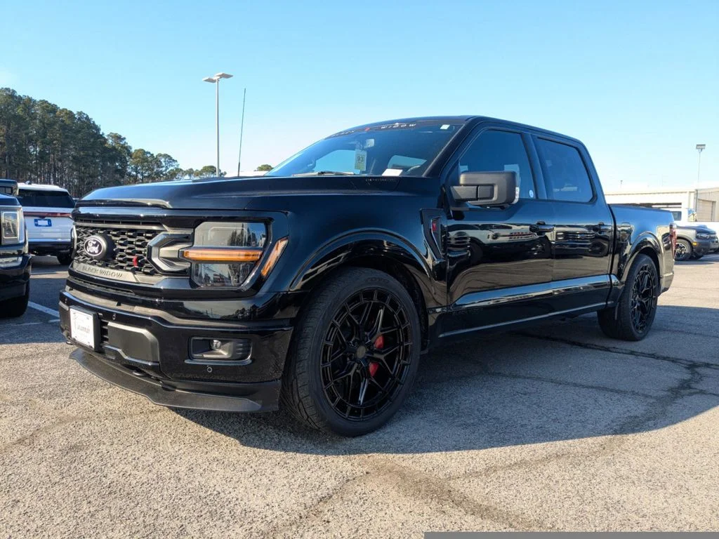 New 2026 Agate Black Metallic Ford XLT image 8
