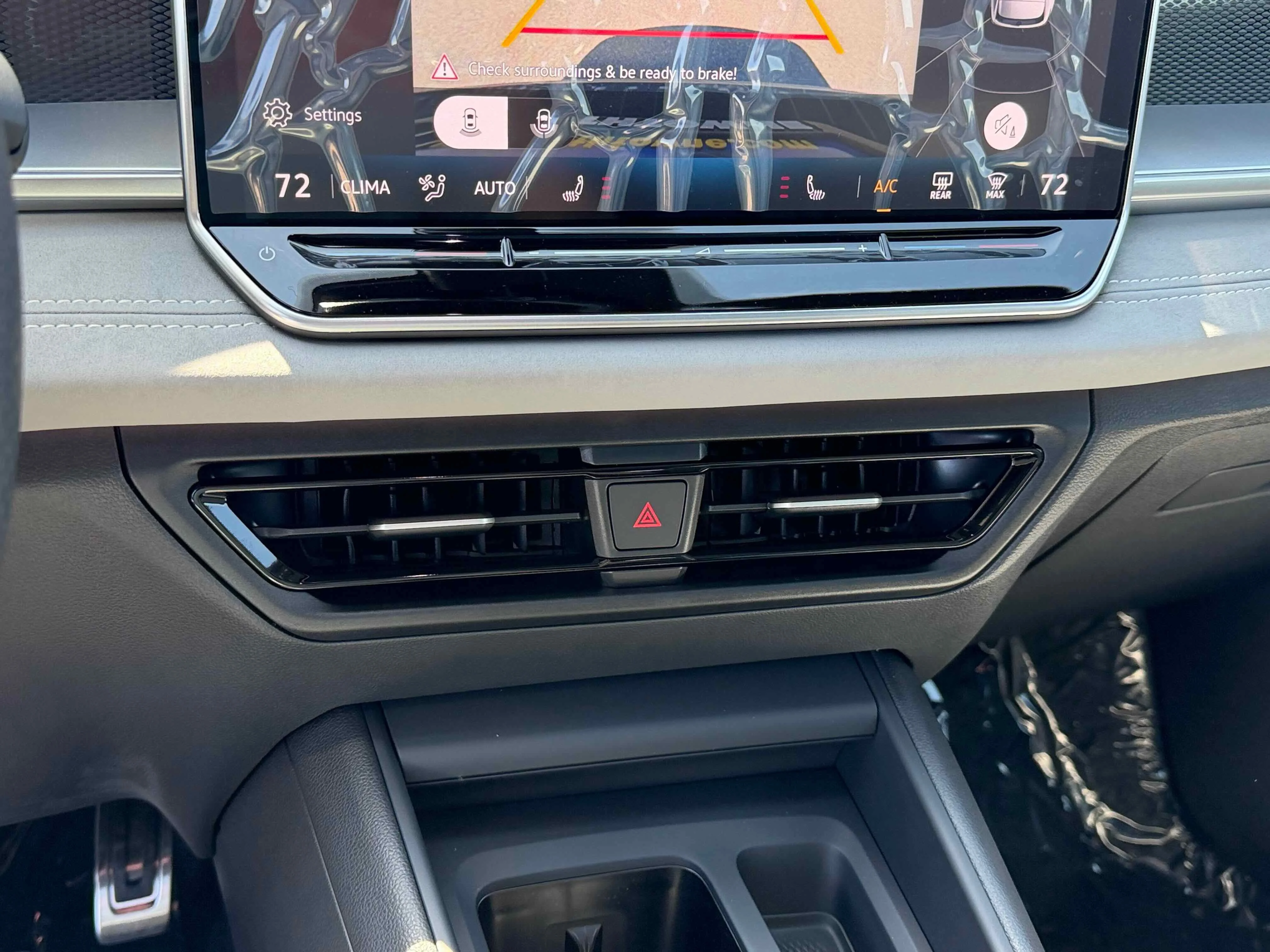 New 2026 Platinum Gray Volkswagen SE R-Line Black image 24