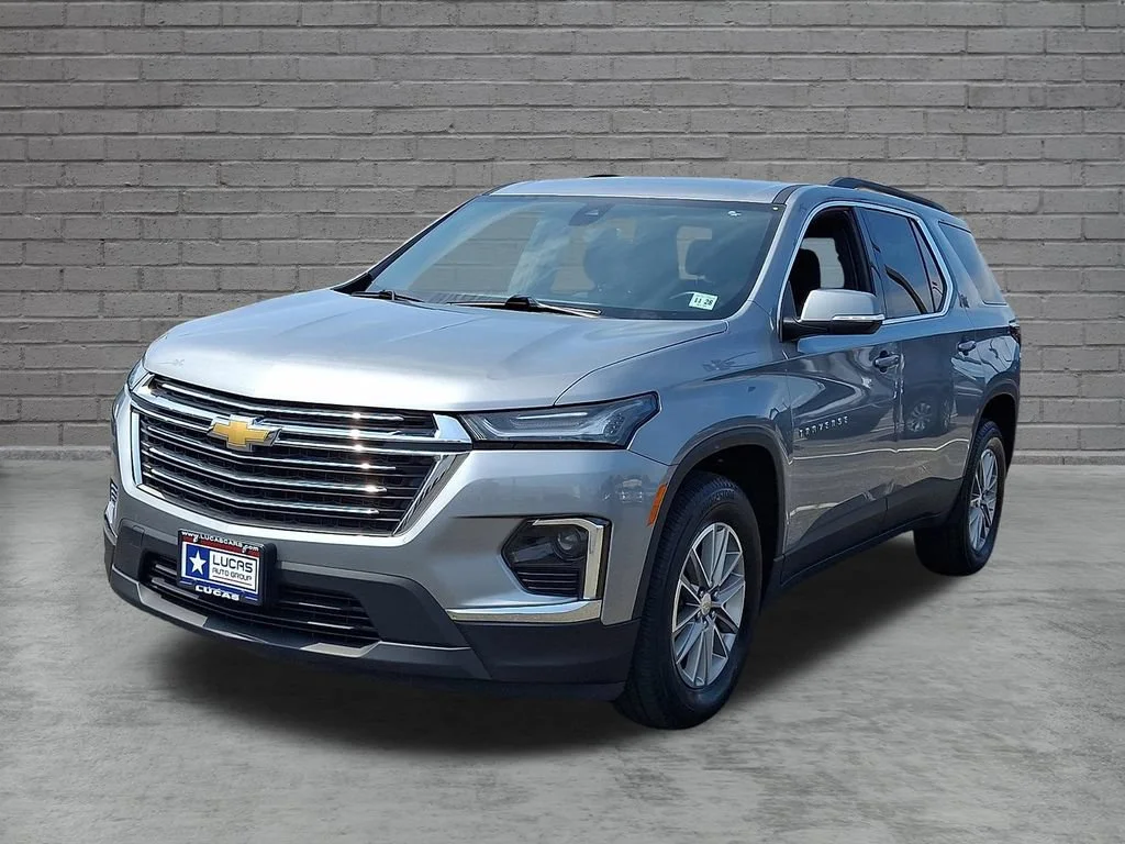 Used 2023 STERLING GRAY METALLIC Chevrolet LT Cloth image 5