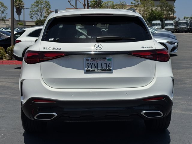 Certified Used 2025 Polar White Mercedes-Benz GLC 300 image 12
