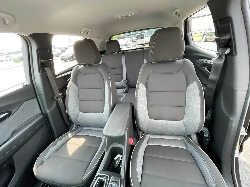 Used 2023 Mosaic Black Metallic Chevrolet LT image 20
