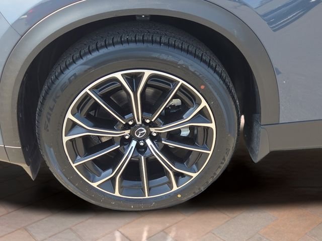 Used 2025 Gray Mazda Premium Plus image 30