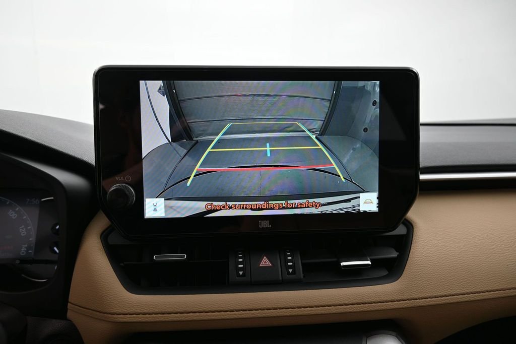 Used 2025 Beige Toyota XLE Premium image 11