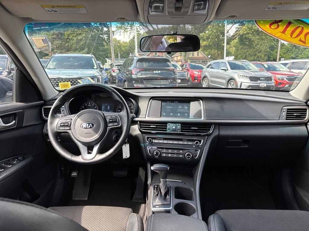 Used 2018 Gray Kia S image 15