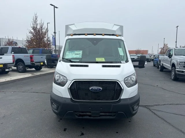 New 2024 Oxford White Ford Base image 2