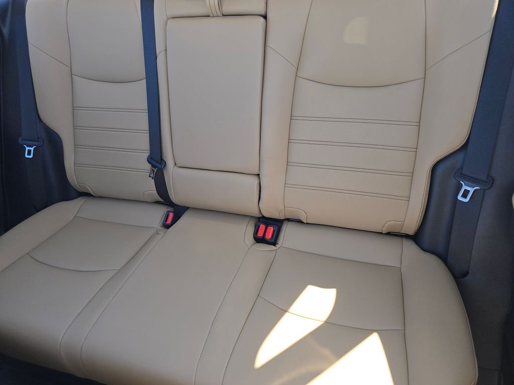 Used 2025 Beige Toyota XLE Premium image 19