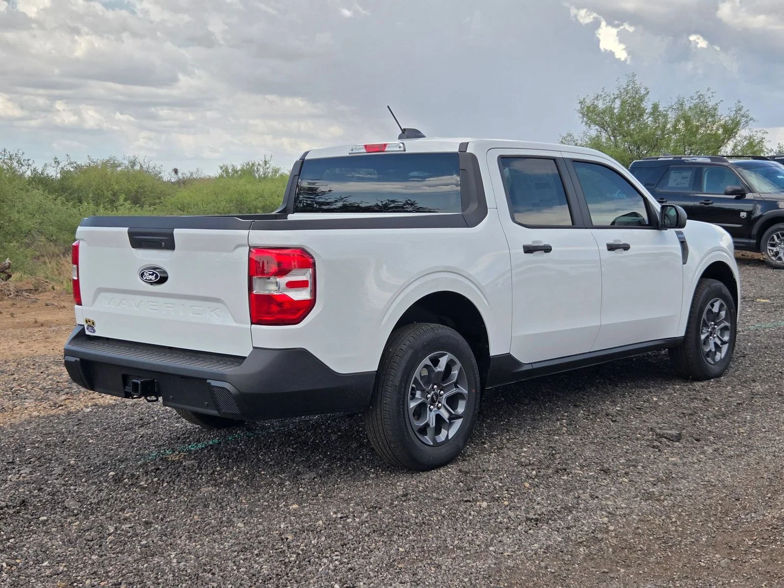 New 2026 Oxford White Ford XLT image 5