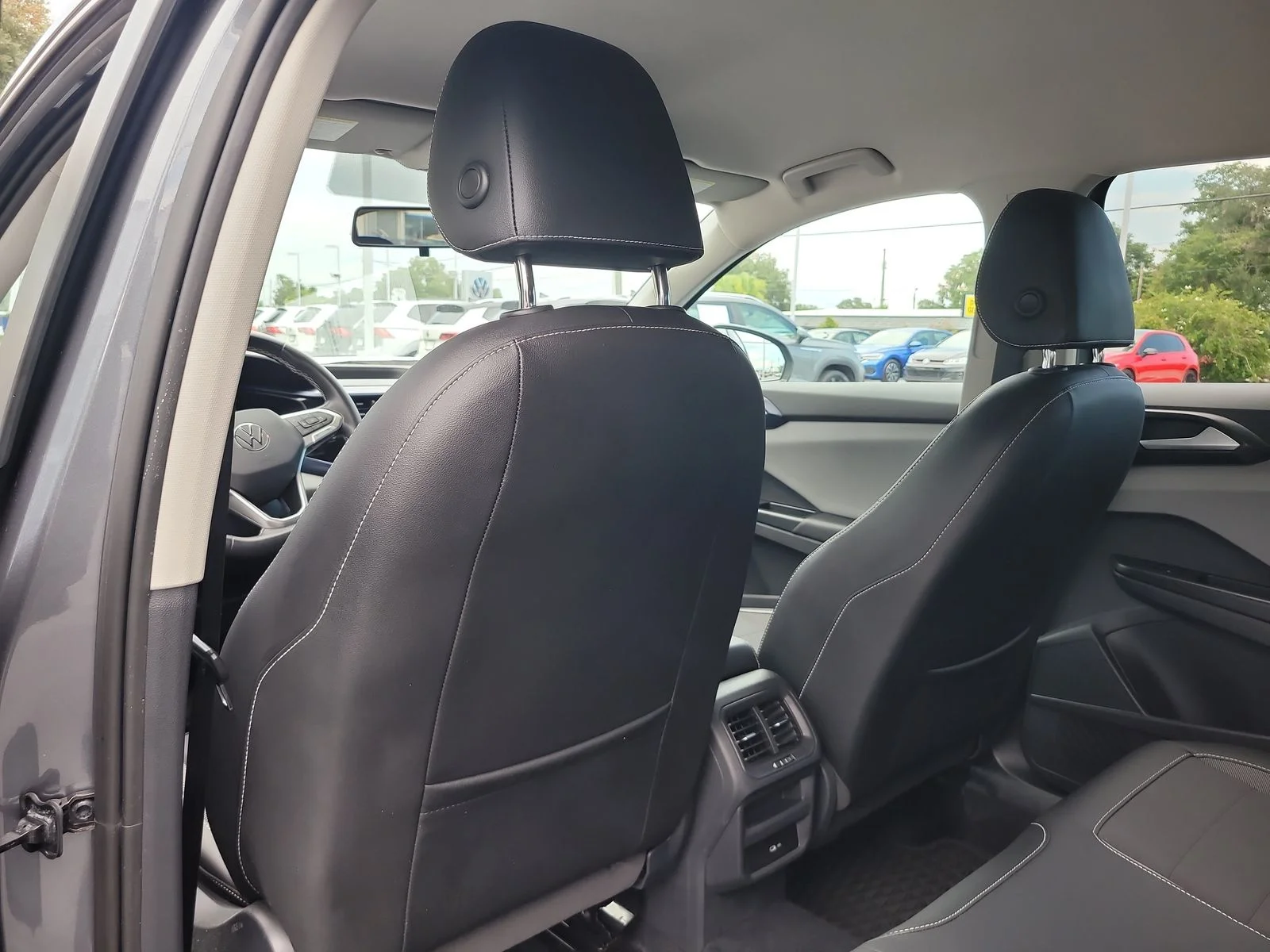 Used 2022 Gray Volkswagen 1.5T SE image 10