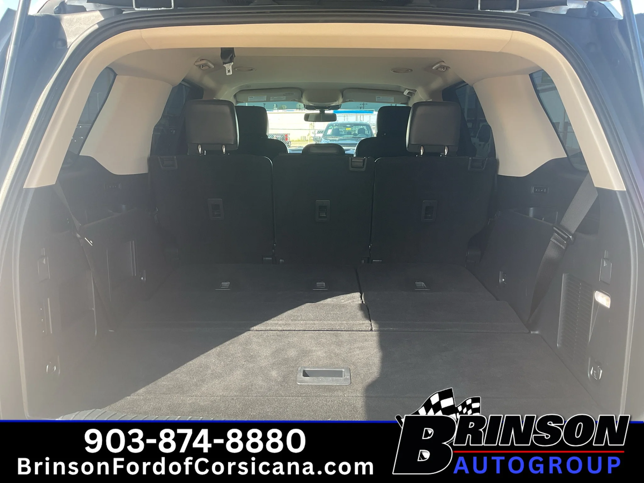 Used 2023 Iconic Silver Metallic Ford XLT image 10