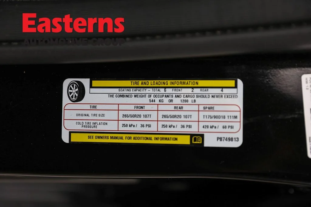 Used 2023 Black Jeep Altitude image 36